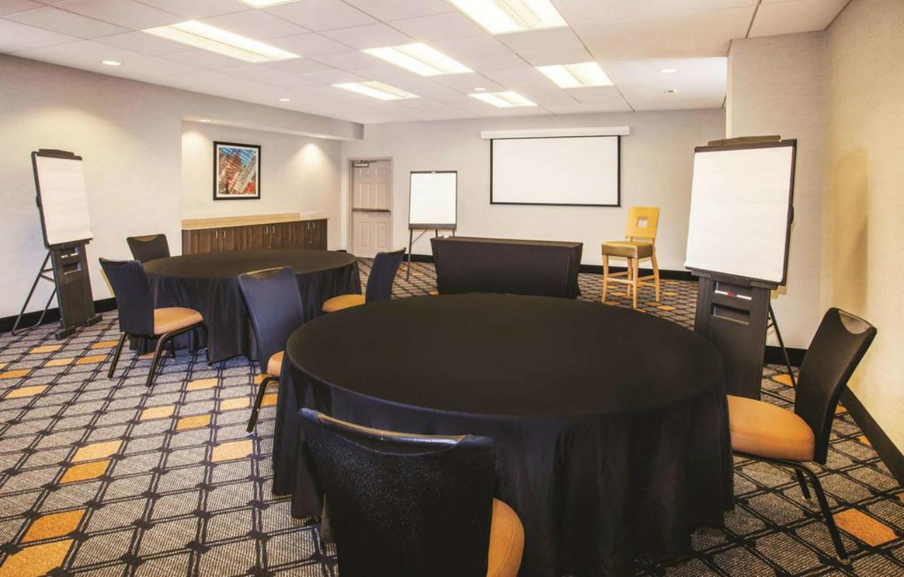 La Quinta Inn & Suites By Wyndham Chicago Downtown Esterno foto
